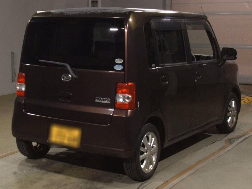 DAIHATSU MOVE CONTE