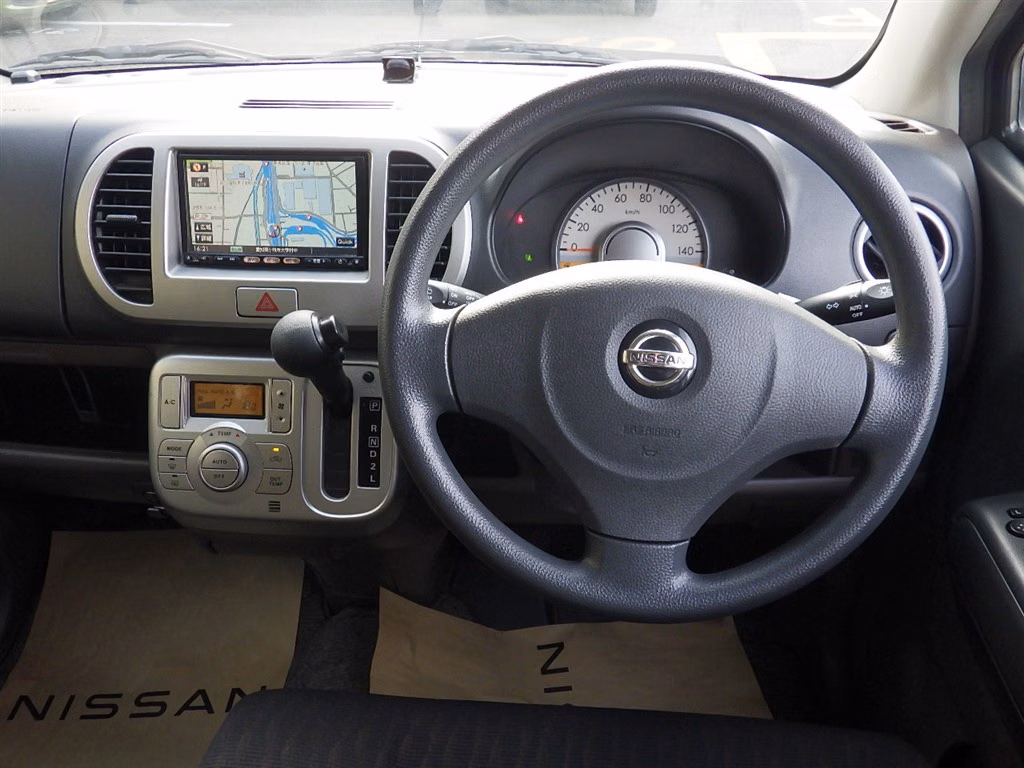 NISSAN MOCO