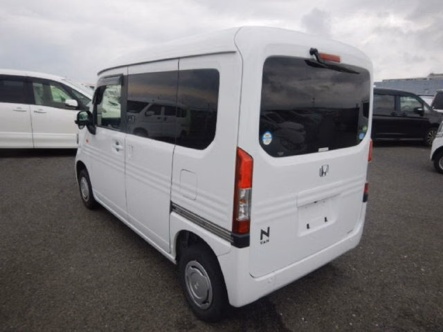HONDA N-VAN