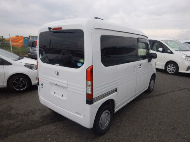 HONDA N-VAN