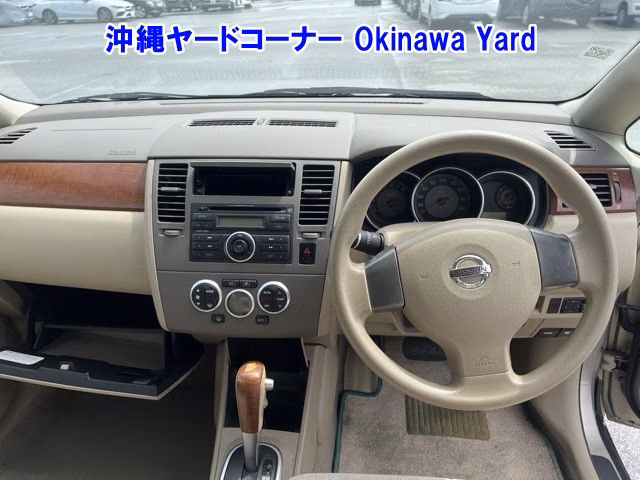 NISSAN TIIDA LATIO