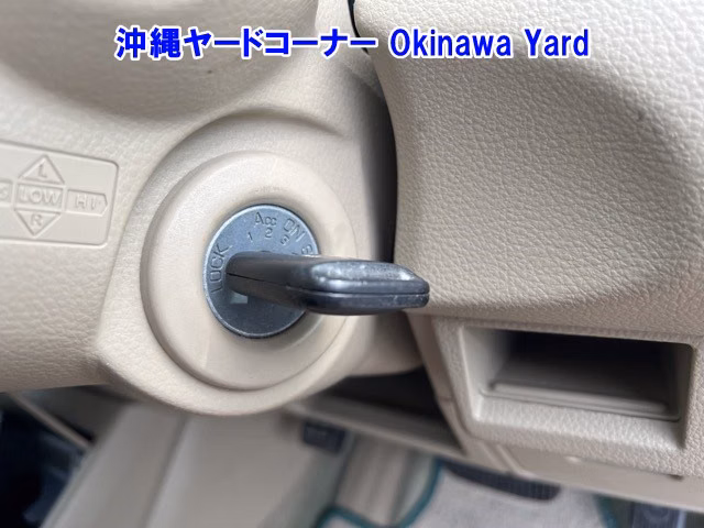 NISSAN TIIDA LATIO