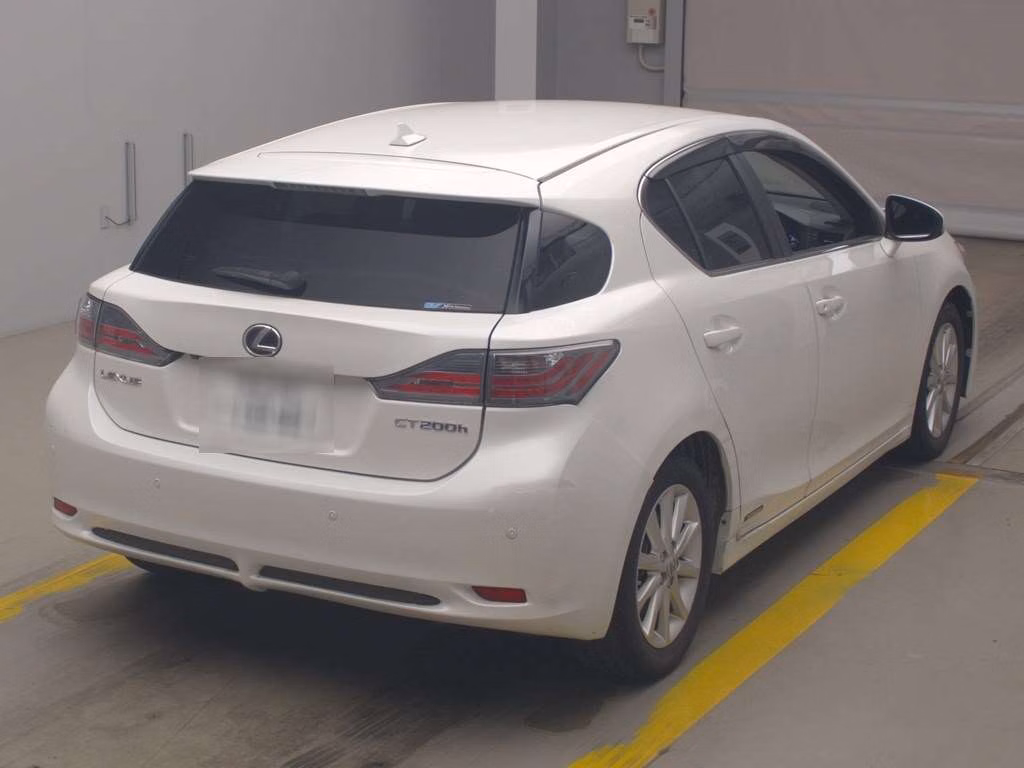 LEXUS CT200H