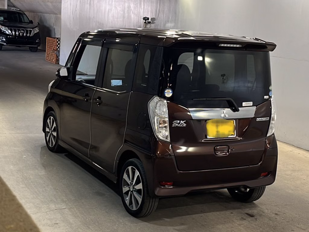 MITSUBISHI EK SPACE