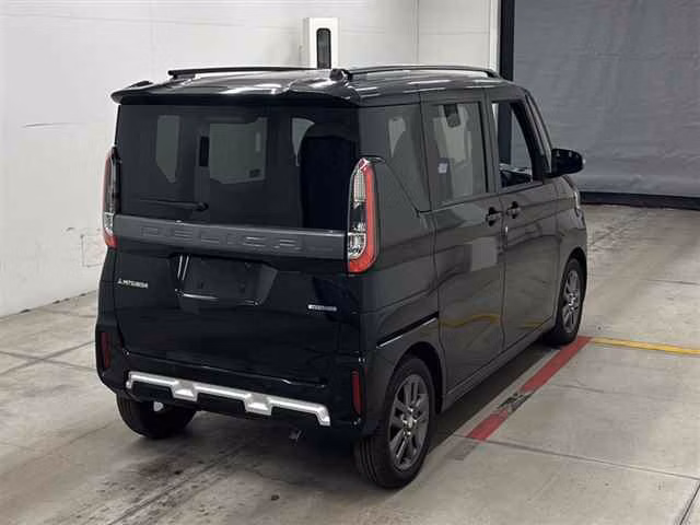 MITSUBISHI DELICA MINI