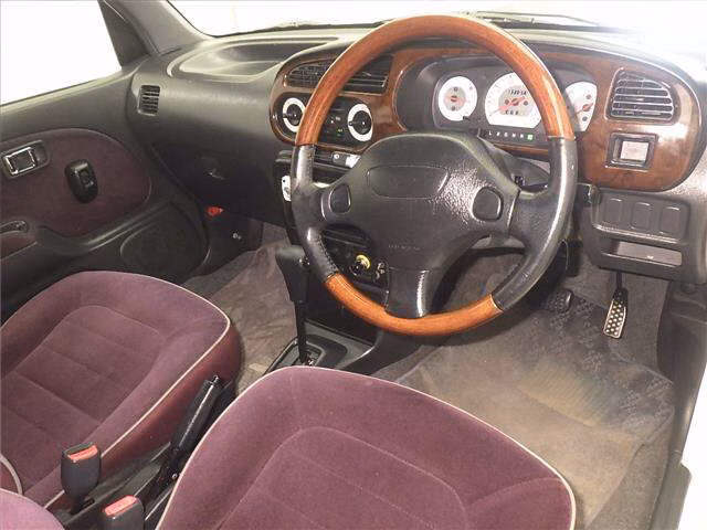 DAIHATSU MIRA GINO
