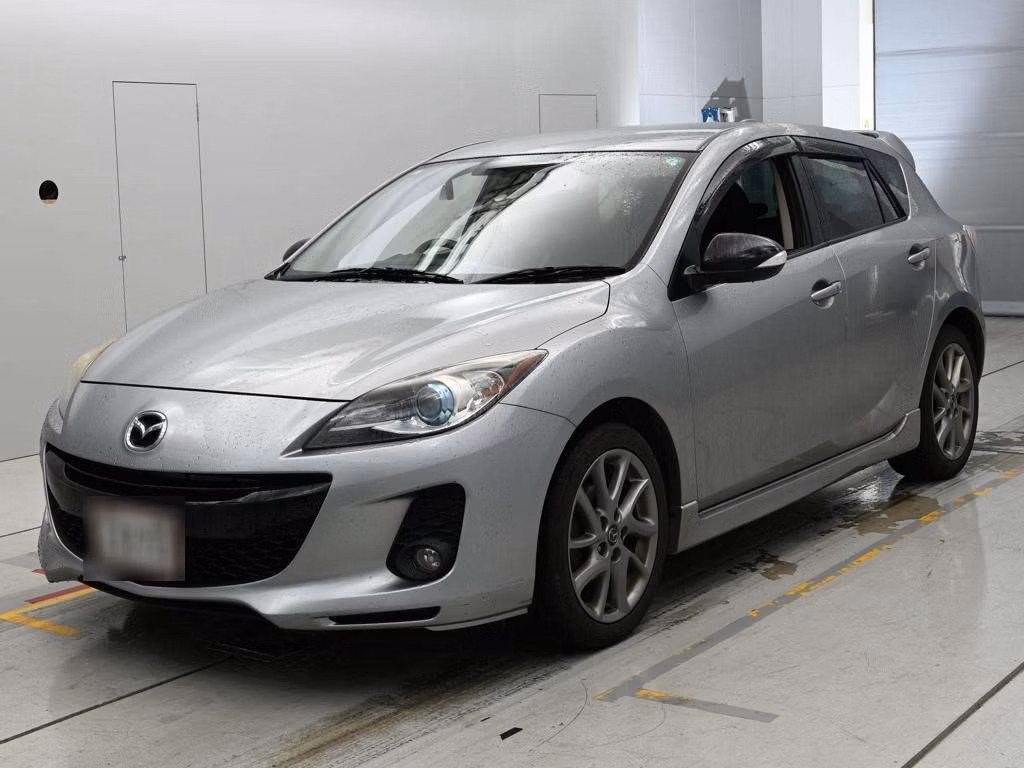MAZDA AXELA