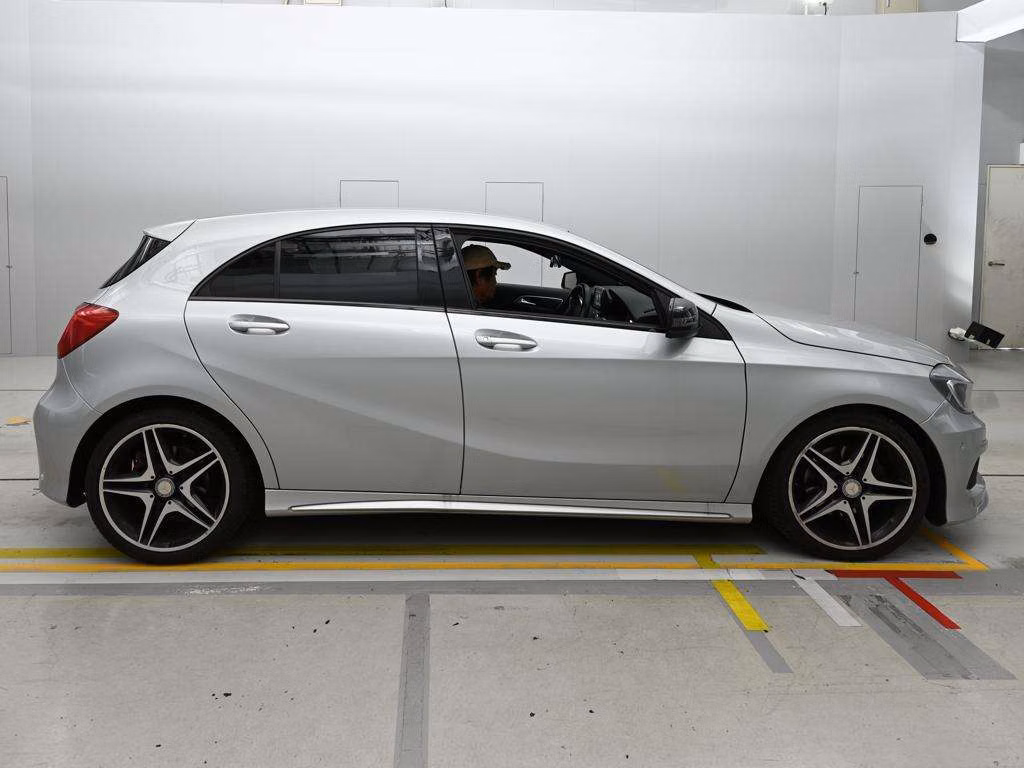 MERCEDES-BENZ A-CLASS