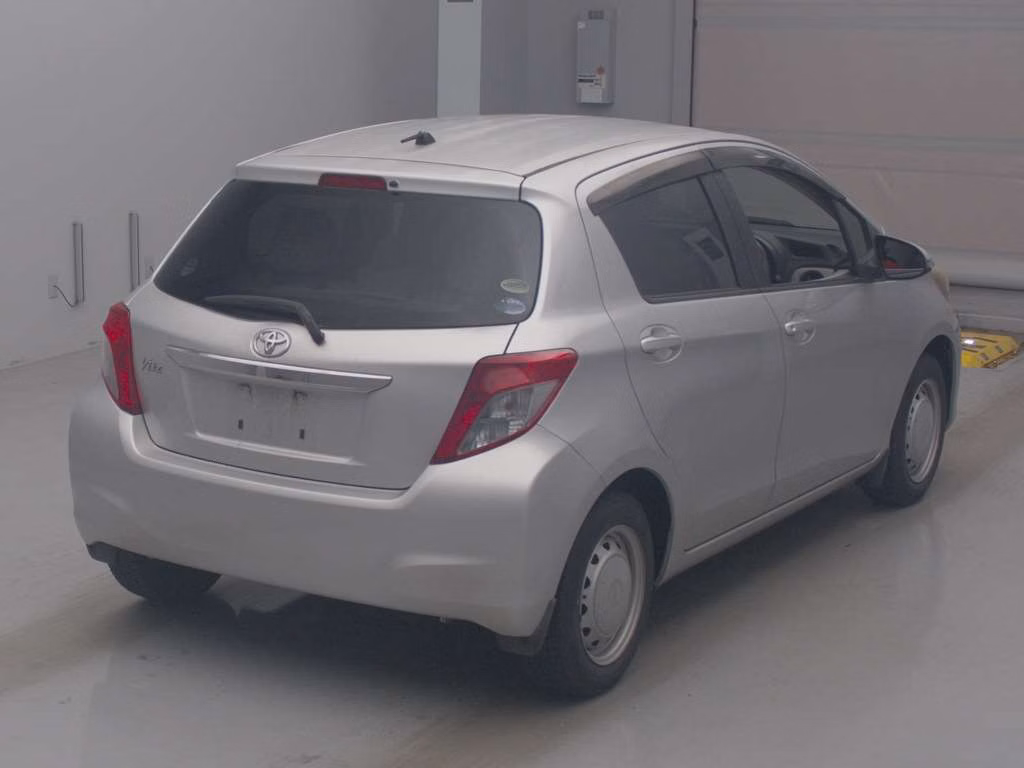 TOYOTA VITZ