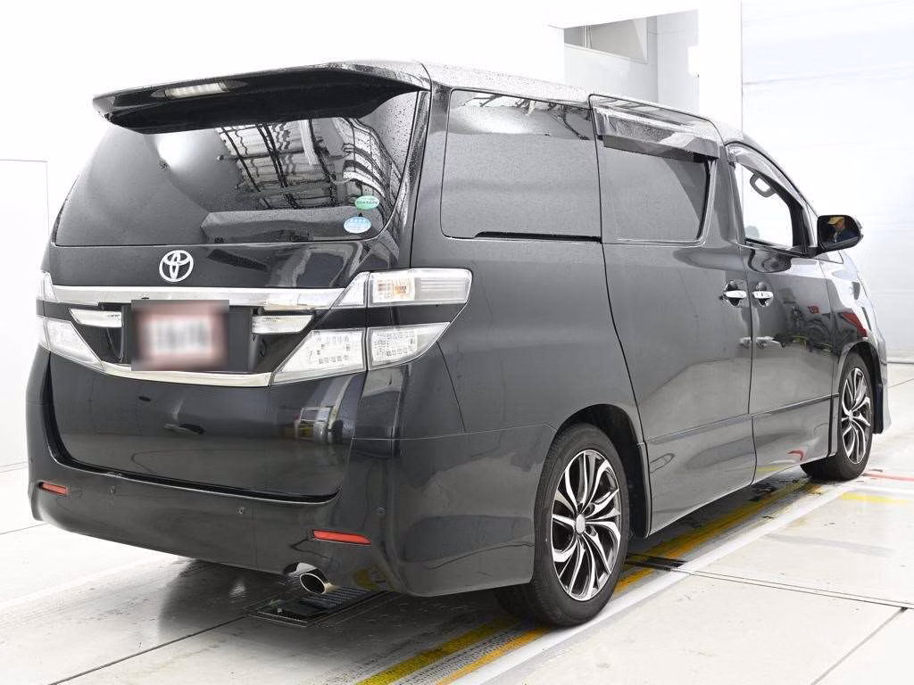 TOYOTA VELLFIRE