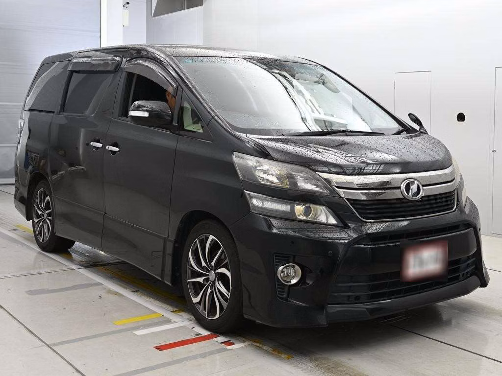 TOYOTA VELLFIRE