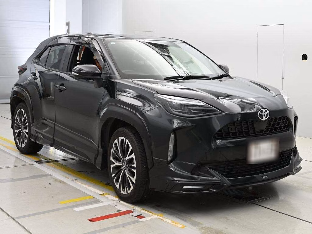 TOYOTA YARIS CROSS