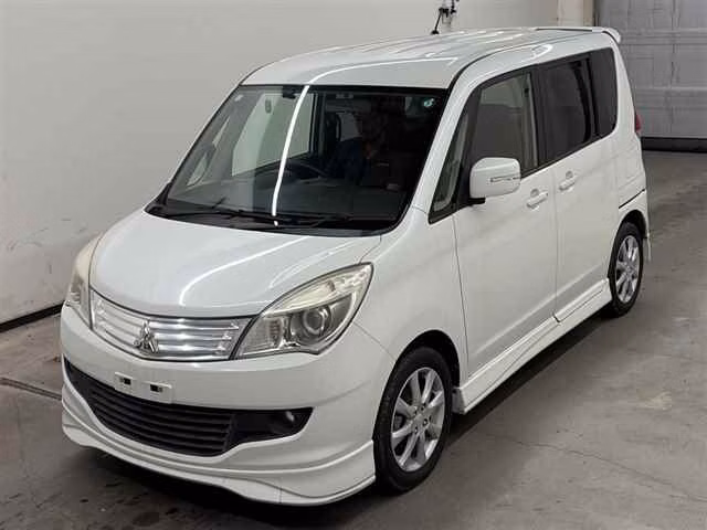 MITSUBISHI DELICA D:2