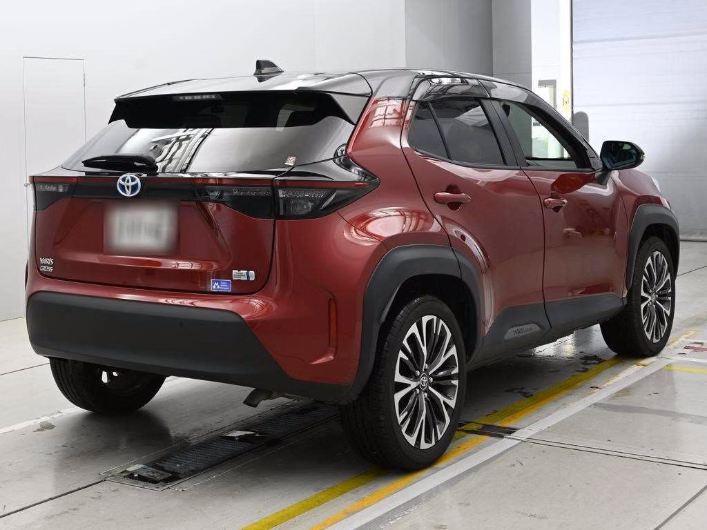 TOYOTA YARIS CROSS