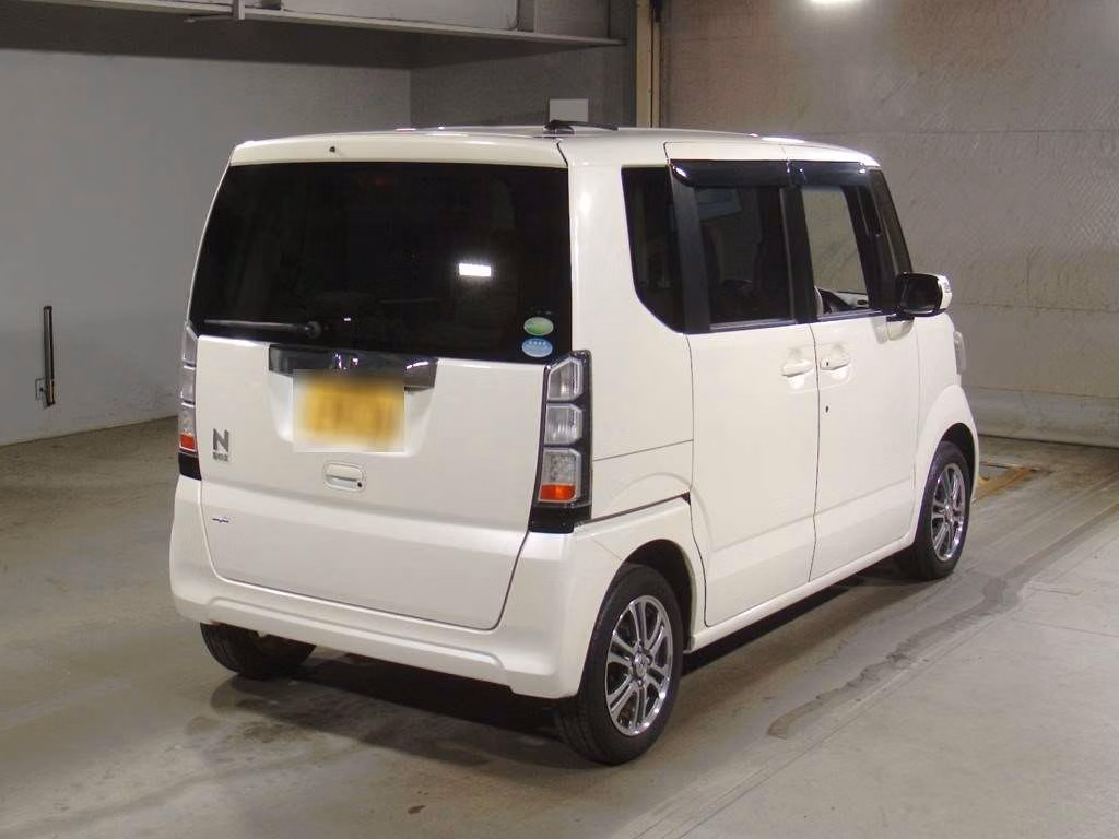 HONDA N-BOX
