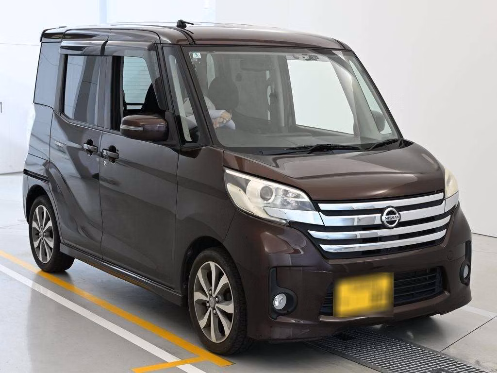 NISSAN DAYZ ROOX