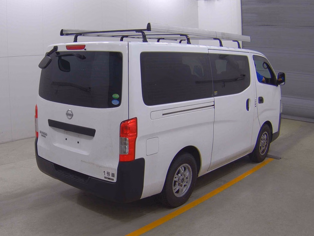 NISSAN NV350 CARAVAN