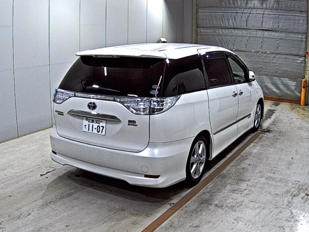 TOYOTA ESTIMA