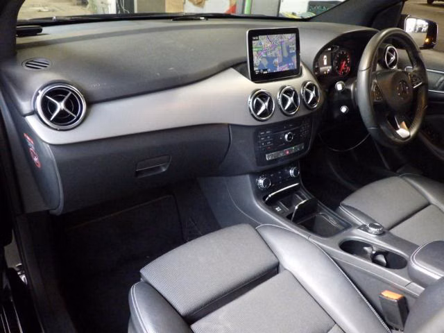 MERCEDES-BENZ B-CLASS