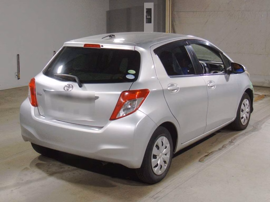 TOYOTA VITZ