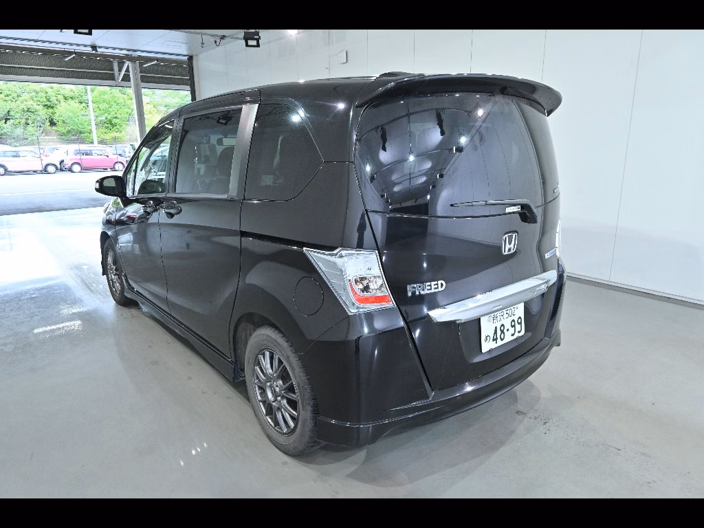 HONDA FREED