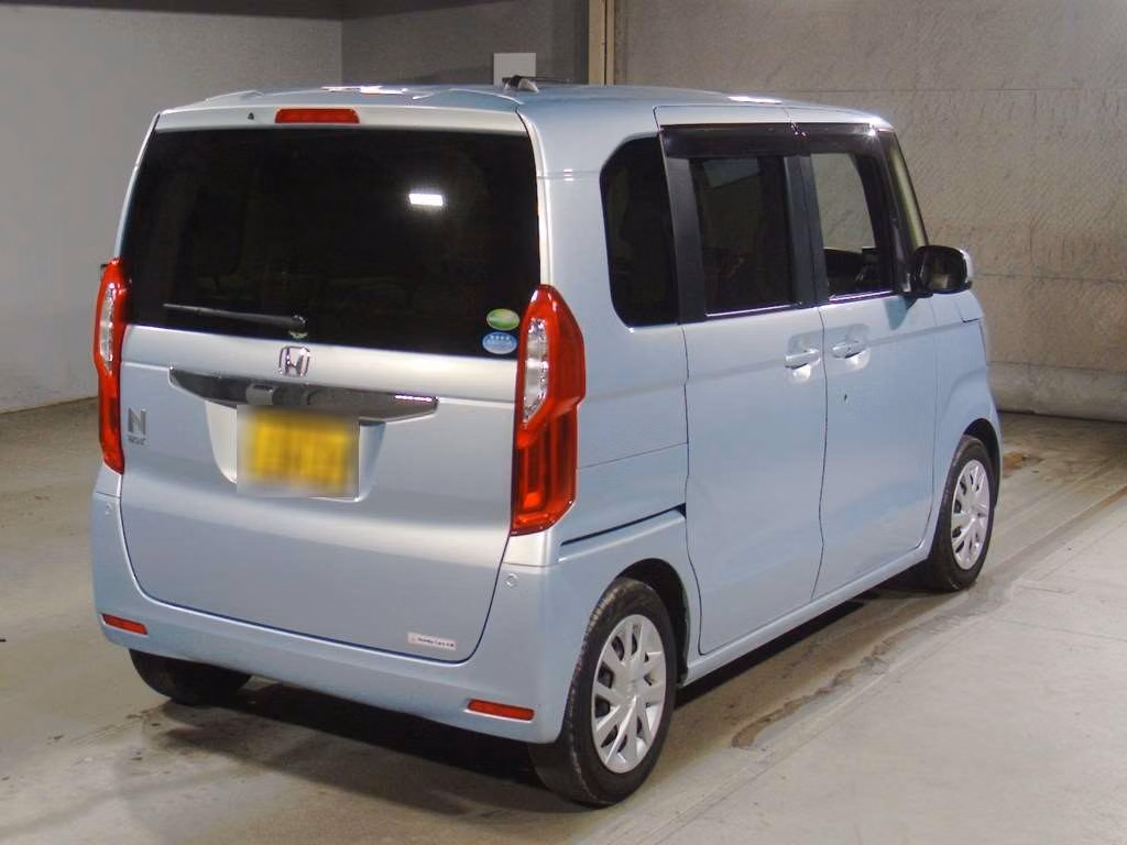 HONDA N-BOX