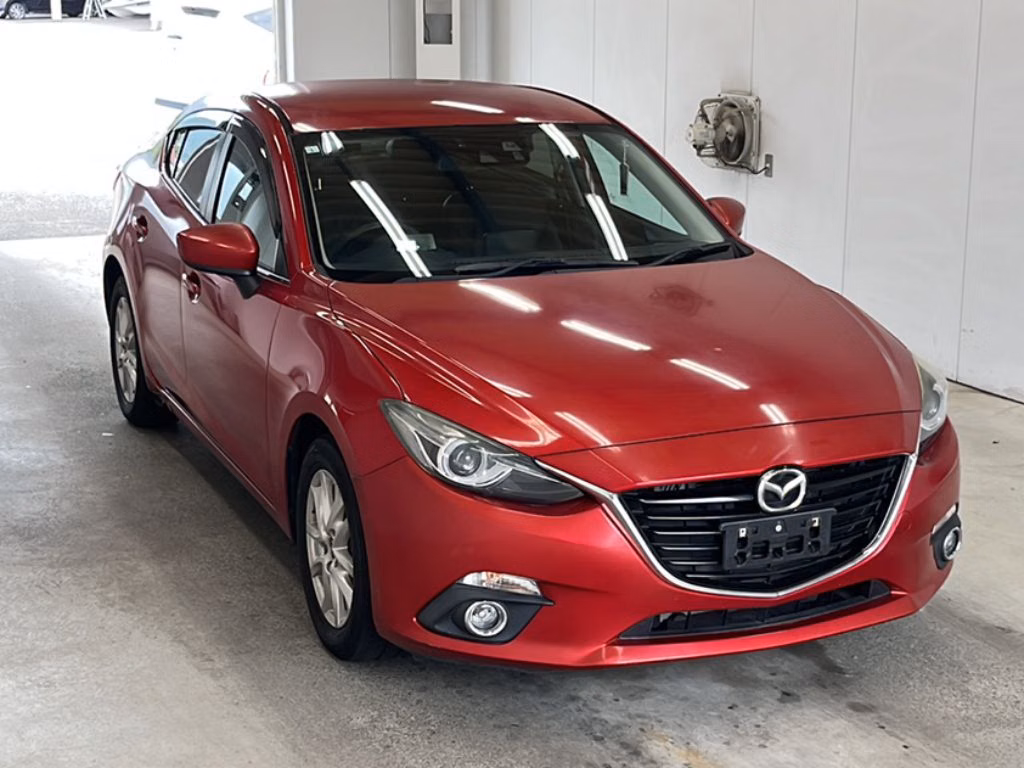 MAZDA AXELA