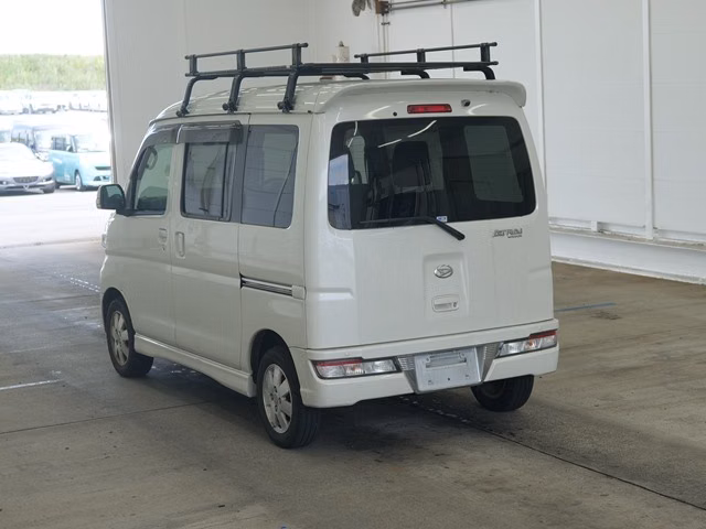 DAIHATSU ATRAI