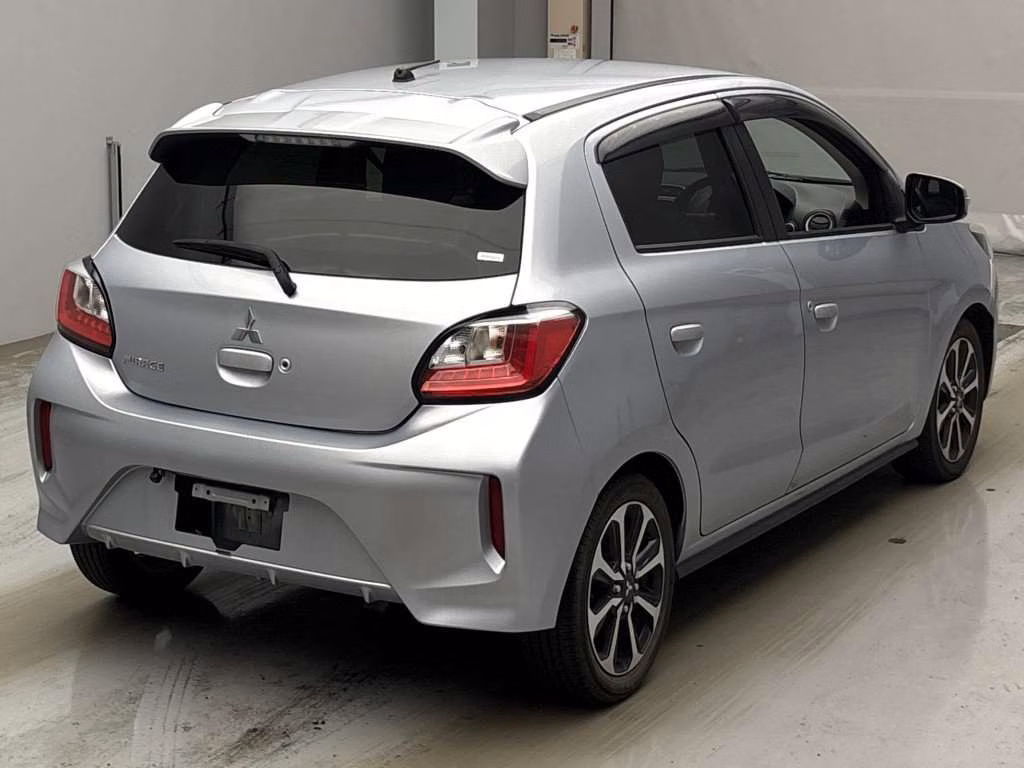 MITSUBISHI MIRAGE