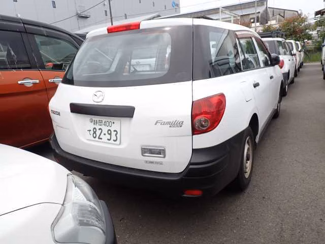 MAZDA FAMILIA