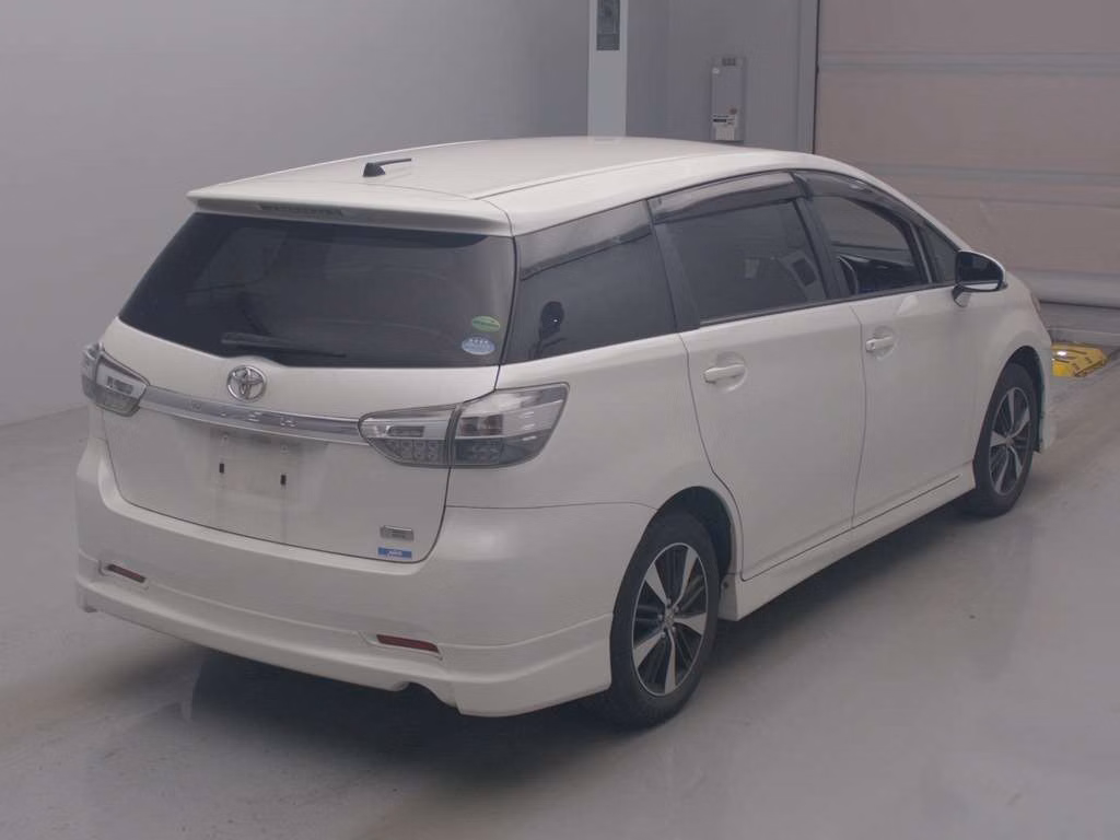 TOYOTA WISH
