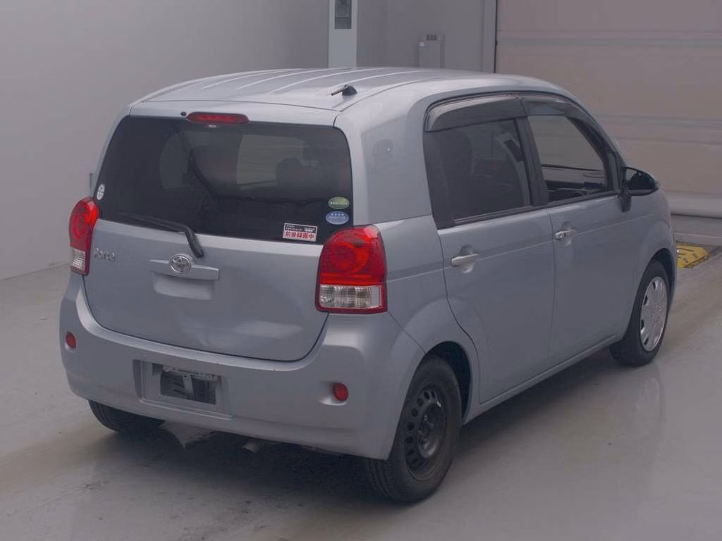 TOYOTA PORTE