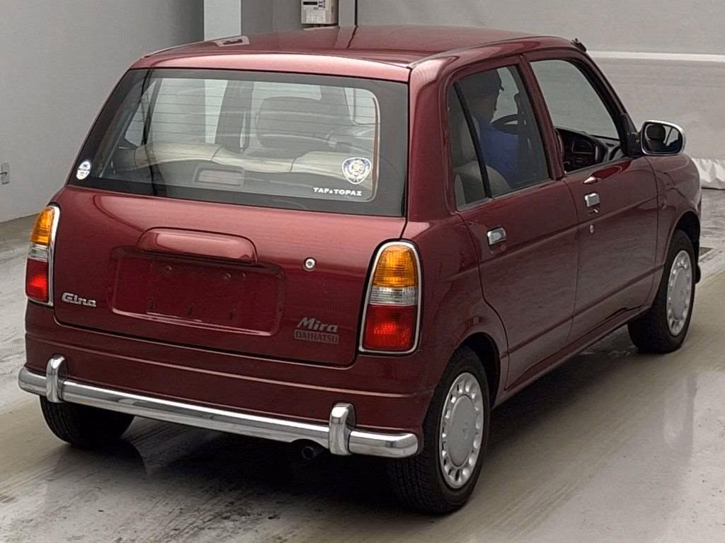 DAIHATSU MIRA GINO