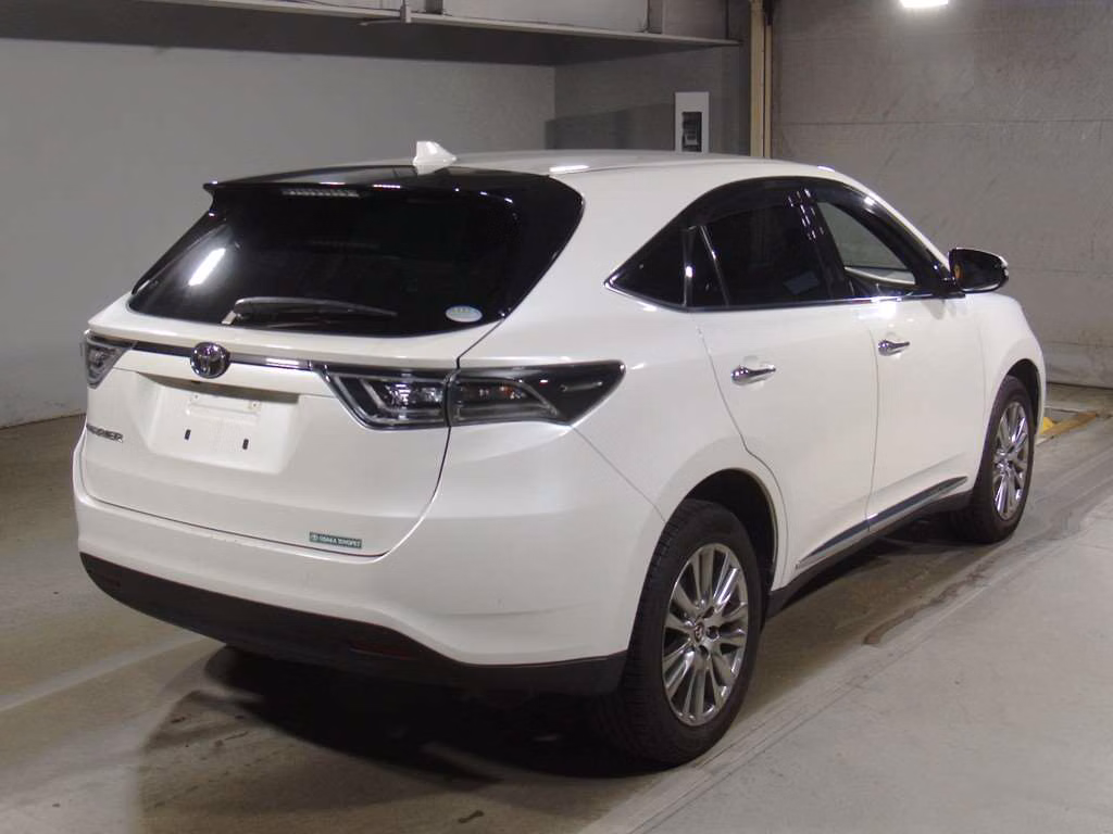 TOYOTA HARRIER