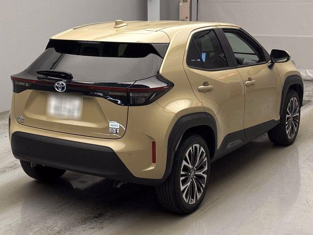 TOYOTA YARIS CROSS