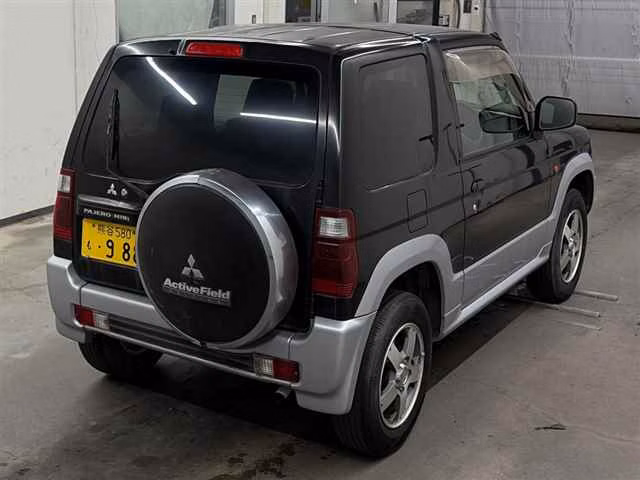 MITSUBISHI PAJERO MINI