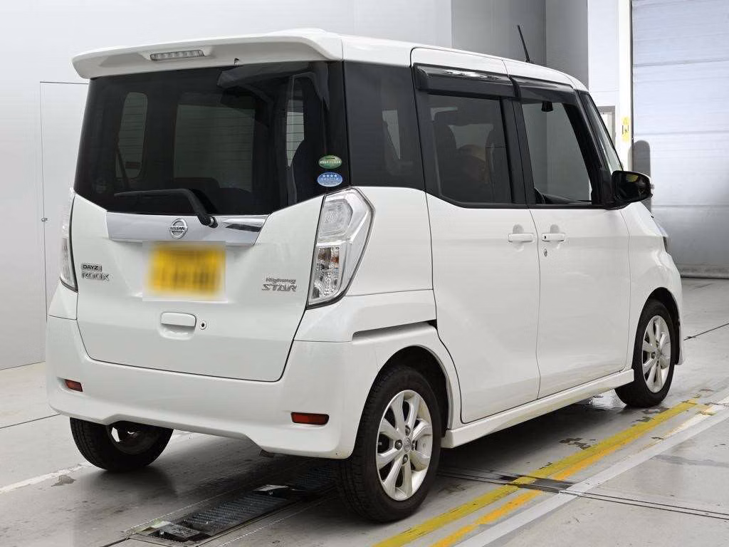 NISSAN DAYZ ROOX