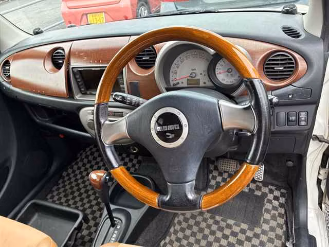 DAIHATSU MIRA GINO