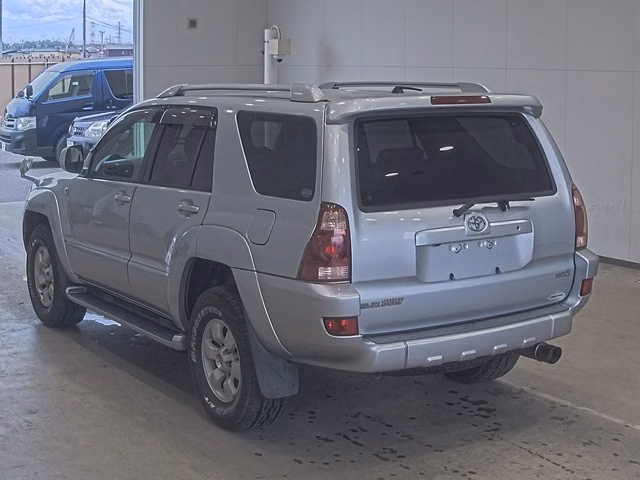TOYOTA HILUX SURF