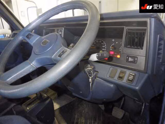 NISSAN HOMY