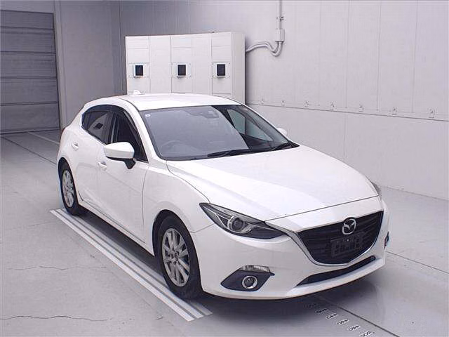 MAZDA AXELA
