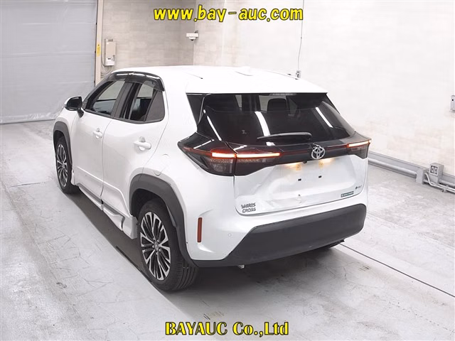 TOYOTA YARIS CROSS