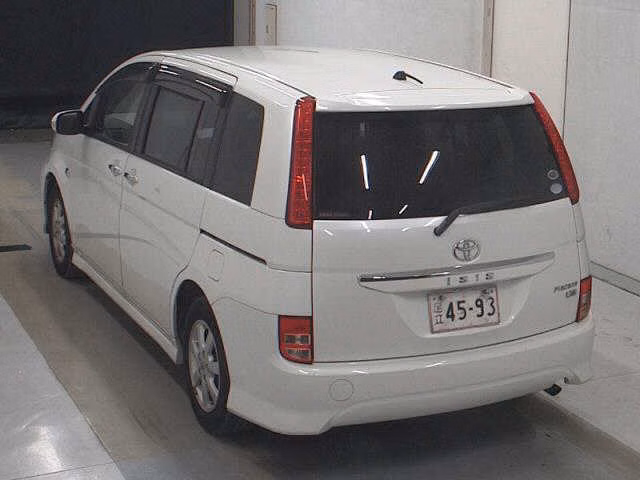TOYOTA ISIS