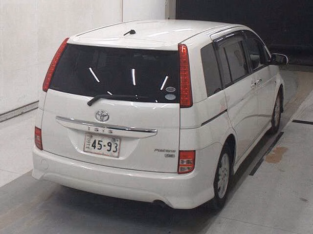 TOYOTA ISIS