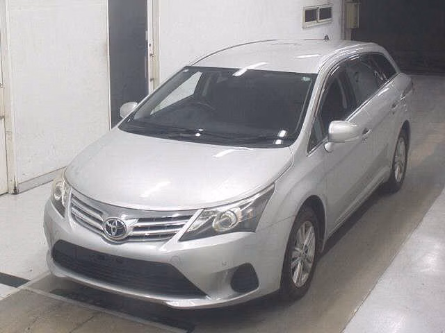 TOYOTA AVENSIS