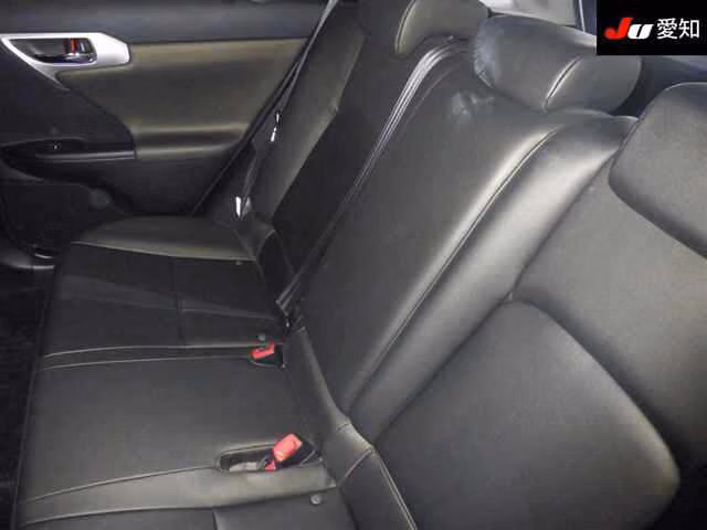 LEXUS CT200H