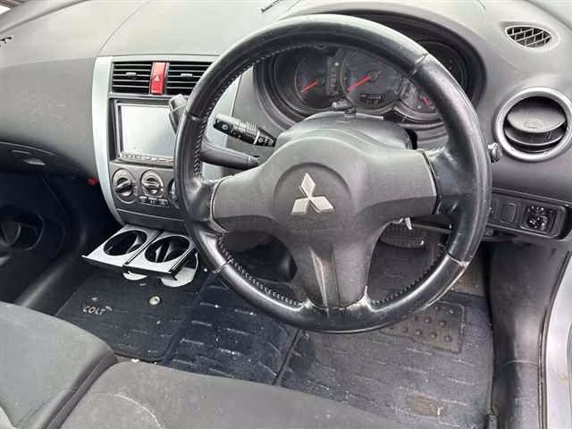 MITSUBISHI COLT PLUS