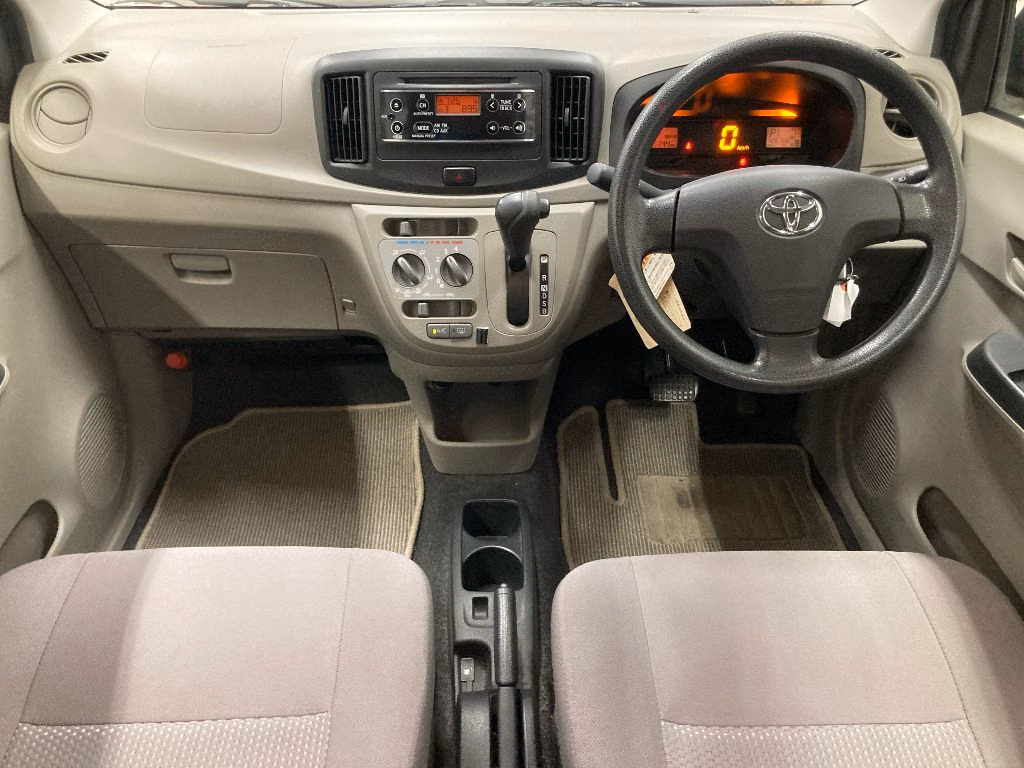 TOYOTA PIXIS EPOCH