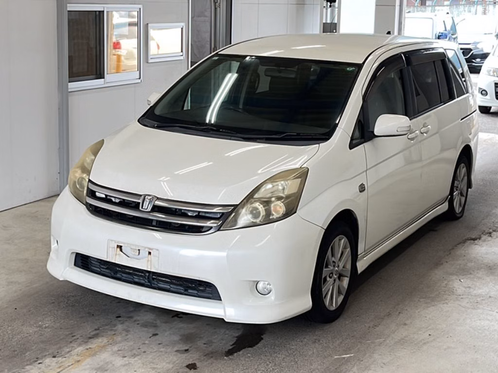 TOYOTA ISIS