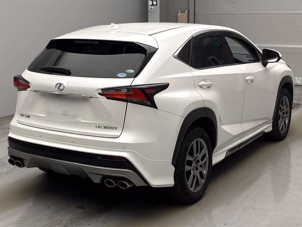 LEXUS NX200T